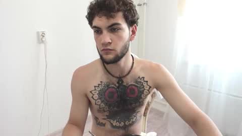 Snapshot of sexykolya chatting on October 6, 7:02 am Kolya online show from October 6, 7:02 am