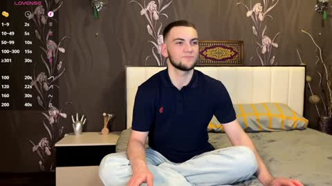 Snapshot of sexykolya chatting on December 4, 9:24 pm Kolya online show from December 4, 9:24 pm