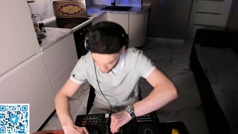 Snapshot of sexykolya chatting on January 24, 11:34 pm Kolya online show from January 24, 11:34 pm