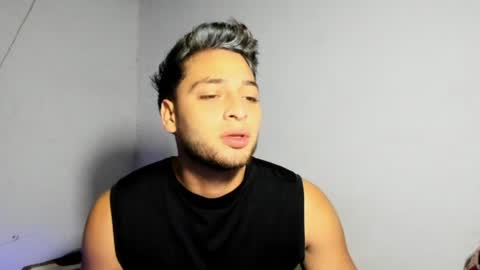 sexymen698 online show from June 11, 10:02 am