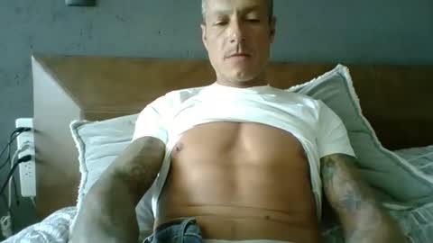 Snapshot of sexymexmen chatting on October 24, 6:31 pm Sexy Diego online show from October 24, 6:31 pm