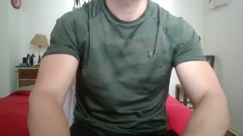 Snapshot of sexyyphilip chatting on September 25, 2:49 pm sexyyphilip online show from September 25, 2:49 pm