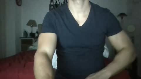 Snapshot of sexyyphilip chatting on March 11, 1:48 am sexyyphilip online show from March 11, 1:48 am