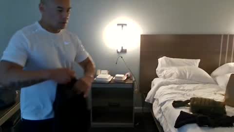 Snapshot of seyerkram831 chatting on January 30, 6:10 pm LickMeWhereIpEe online show from January 30, 6:10 pm