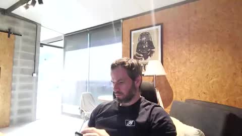 shad0w_hunter online show from February 11, 8:25 pm