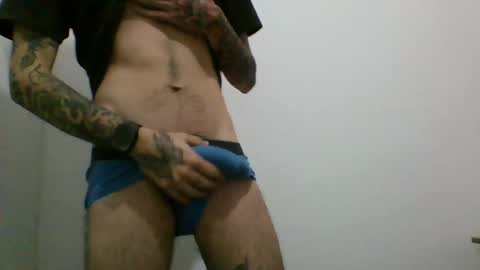 shadowwolfxxx9 online show from September 25, 7:29 am