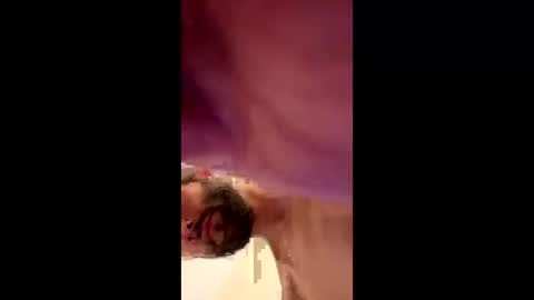 Snapshot of shaggyslim69 chatting on September 10, 9:13 pm shaggyslim69 online show from September 10, 9:13 pm