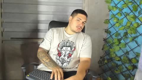 jhon deibyd online show from February 3, 1:19 pm