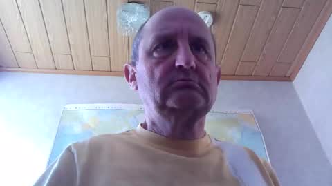 Peter online show from April 25, 12:52 pm