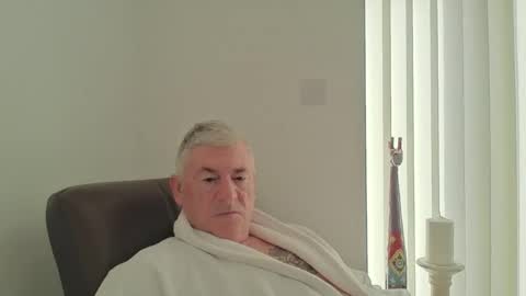 she52 online show from April 9, 7:14 am