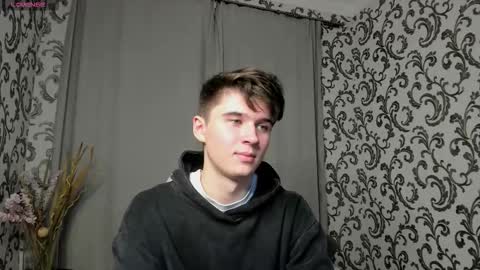 Max online show from September 24, 3:43 pm