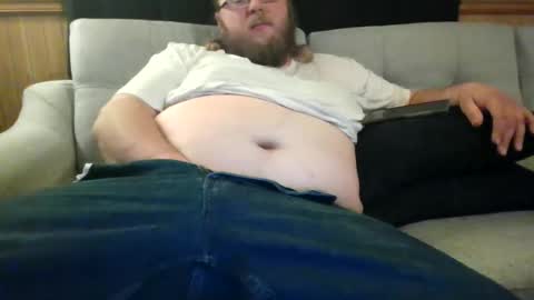 Snapshot of shifty885 chatting on January 19, 12:28 am shifty885 online show from January 19, 12:28 am
