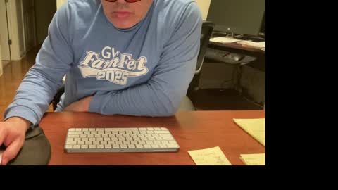 Chicago Guy online show from April 5, 4:20 am