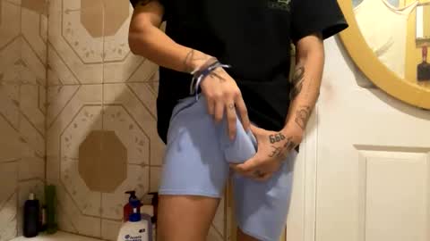 shyyyguyyy59 online show from March 14, 11:28 am