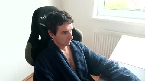 sid85 online show from December 3, 8:31 am