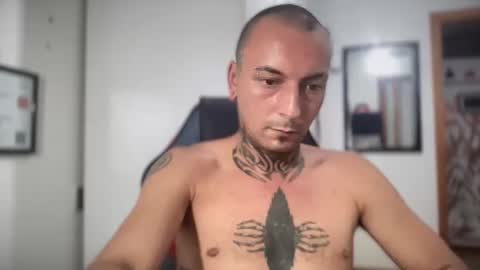 Snapshot of sidvicious23cm chatting on September 9, 6:07 pm sidvicious23cm online show from September 9, 6:07 pm