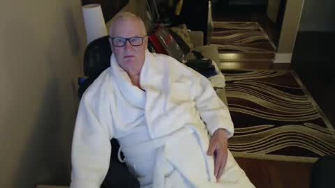 silverfox online show from February 9, 7:05 am