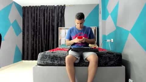 SIMON KELER online show from December 28, 5:02 am