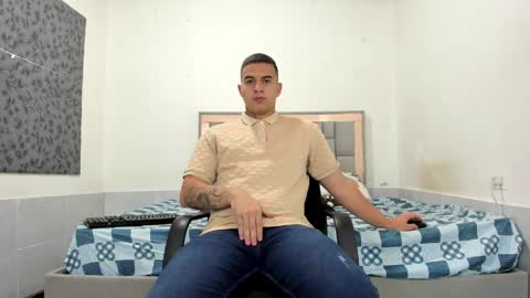 SIMON KELER online show from March 30, 9:32 am