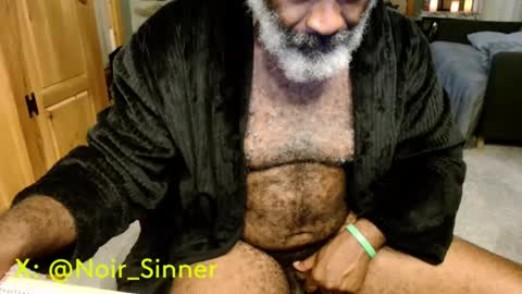 Snapshot of sinnernoir chatting on September 12, 7:30 am My Name Is..............................John online show from September 12, 7:30 am