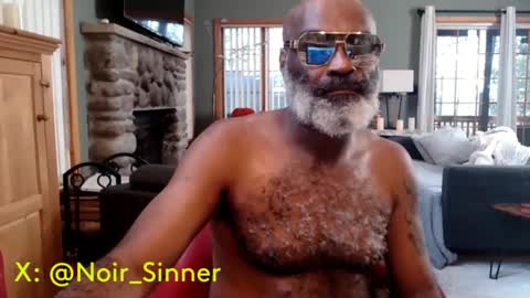 Snapshot of sinnernoir chatting on September 18, 8:55 pm My Name Is..............................John online show from September 18, 8:55 pm