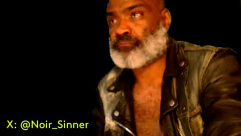 Snapshot of sinnernoir chatting on February 25, 1:50 pm My Name Is..............................John online show from February 25, 1:50 pm