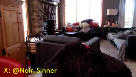 Snapshot of sinnernoir chatting on September 30, 3:59 pm My Name Is..............................John online show from September 30, 3:59 pm