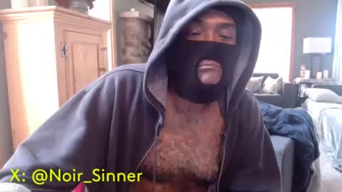 Snapshot of sinnernoir chatting on October 8, 2:43 pm My Name Is..............................John online show from October 8, 2:43 pm