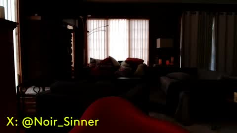 Snapshot of sinnernoir chatting on September 27, 3:32 pm My Name Is..............................John online show from September 27, 3:32 pm