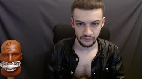 Sir Damien online show from December 15, 4:48 pm