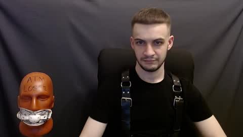 Sir Damien online show from December 4, 5:33 pm