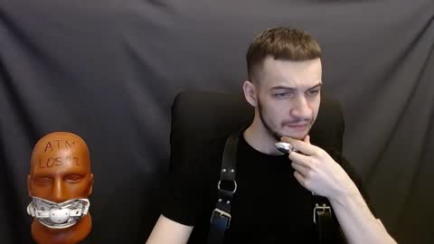 Sir Damien online show from December 11, 3:15 am