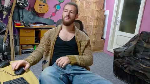 I am The Fourth and only Sir. Pelo online show from November 8, 11:35 am