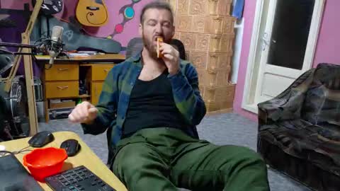 I am The Fourth and only Sir. Pelo online show from November 18, 2:21 pm