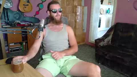 I am The Fourth and only Sir. Pelo online show from June 29, 5:13 am