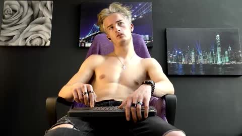 SirReedy online show from March 22, 6:07 am