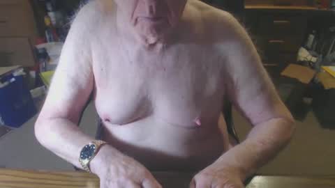 sjbottomboi online show from January 27, 6:09 am