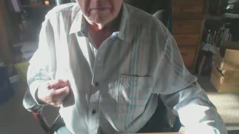 sjbottomboi online show from December 30, 11:28 pm