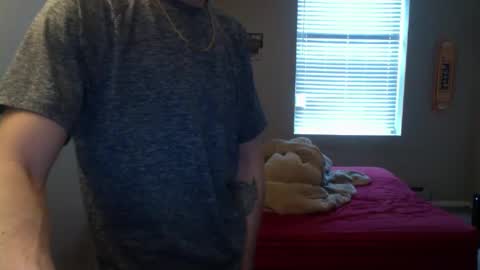 Snapshot of skater_v2 chatting on February 15, 5:39 pm Christopher online show from February 15, 5:39 pm