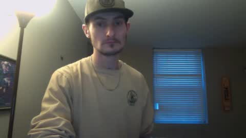 Snapshot of skater_v2 chatting on February 28, 10:39 pm Christopher online show from February 28, 10:39 pm