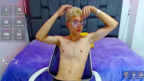 Snapshot of skinny_bigcock20 chatting on September 13, 7:15 pm skinny_bigcock20 online show from September 13, 7:15 pm