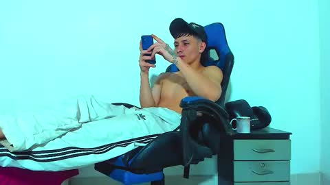 skinny marked online show from December 3, 4:40 am