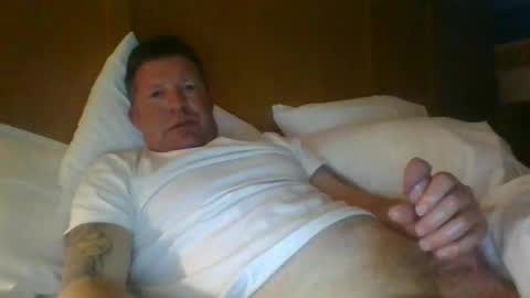 skinnymeat858205 online show from March 18, 5:10 am