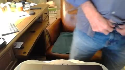 skr235 online show from February 28, 1:37 am