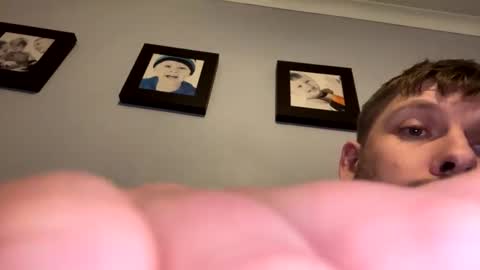 skuzzy25 online show from March 7, 2:57 am