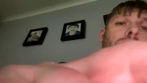 skuzzy25 online show from November 6, 7:55 am