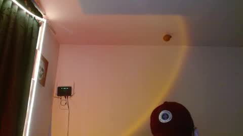 reep online show from March 29, 4:23 am