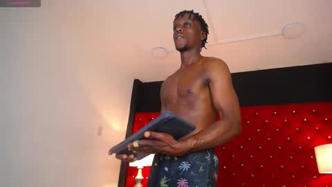 Snapshot of skylerbigxxx chatting on September 16, 4:24 am SKYLERBIGXXX online show from September 16, 4:24 am