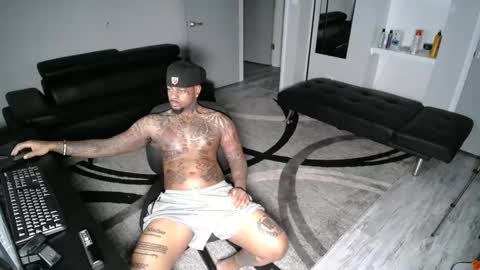 Snapshot of slangondemhoes chatting on March 5, 8:33 pm nasty twitter KASHCARTERATL online show from March 5, 8:33 pm
