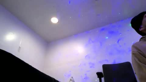 Sleazyycarlitx online show from November 15, 9:00 am